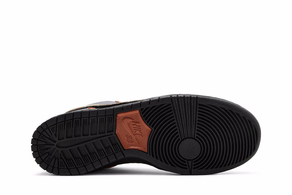 Gundam x Nike SB Dunk High 'Project Unicorn - Banshee Norn'