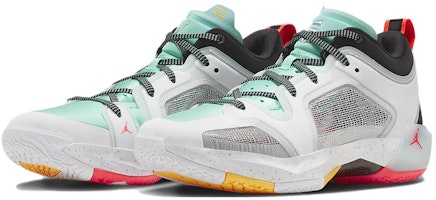 郭艾伦 x Air Jordan Air 37 Low PF '银岛绿' FB8486-130 Lookbook 郭艾伦 x Air Jordan Air 37 Low PF '银岛绿' FB8486-130