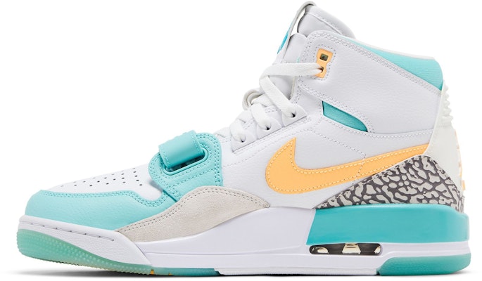 郭艾伦联名款 Air Jordan Legacy 312 '翡翠绿' FV3625-181 Lookbook 郭艾伦联名款 Air Jordan Legacy 312 '翡翠绿' FV3625-181