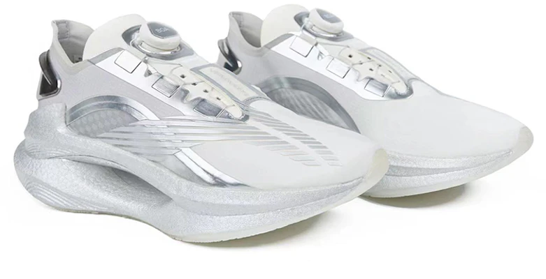 空山基/HajimeSorayama x LiNing李宁 绝影 䨻 空山基聯名 回彈 低幫 跑步鞋 男款 金屬銀 Lookbook 空山基/HajimeSorayama x LiNing李宁 绝影 䨻 空山基聯名 回彈 低幫 跑步鞋 男款 金屬銀