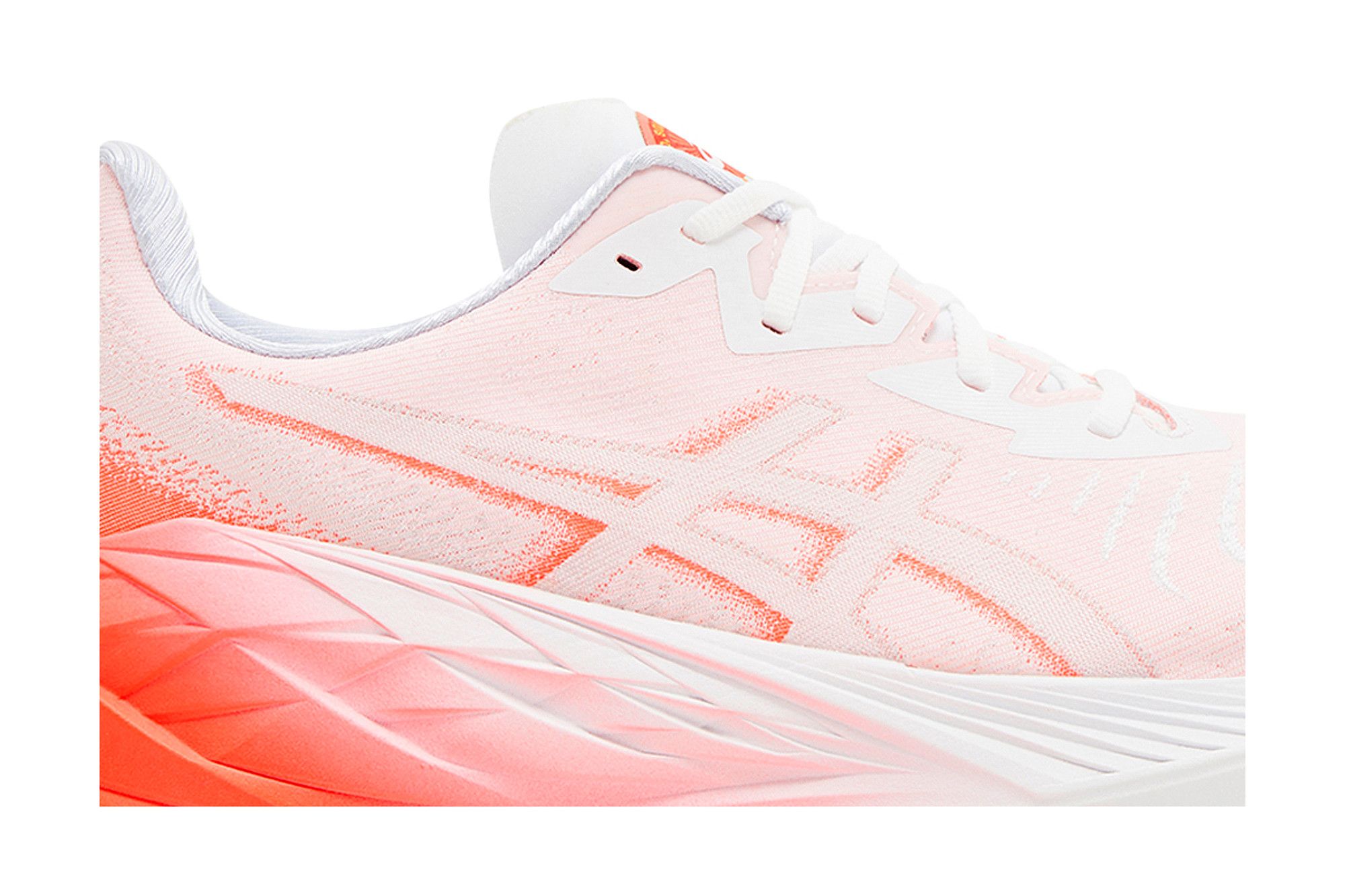 Order Hoka One Ekiden x ASICS Novablast 4 ''Weiß Sunrise Rot'' 1011B845-100