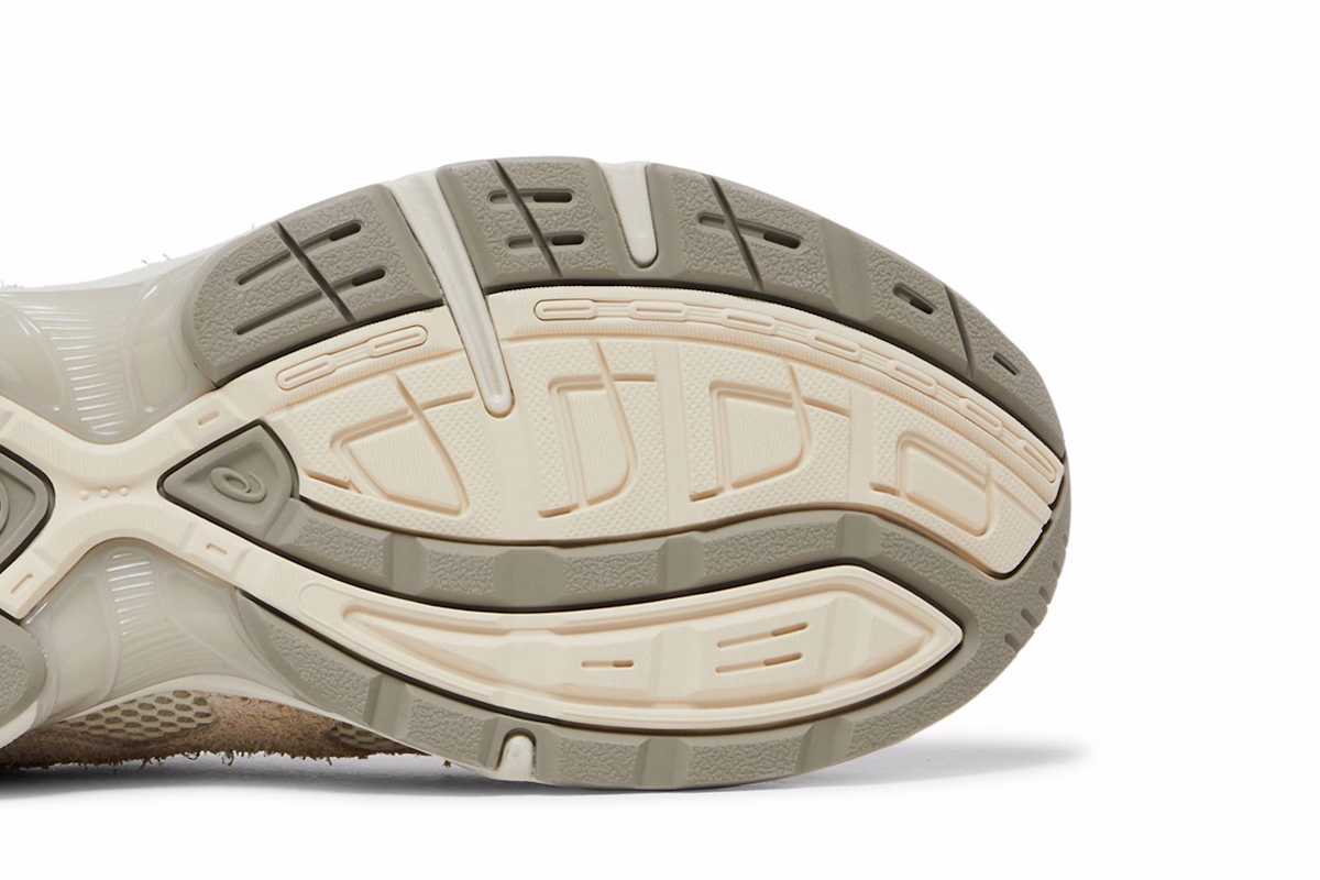 HAL Studios x ASICS Gel-1130 'Glacier'