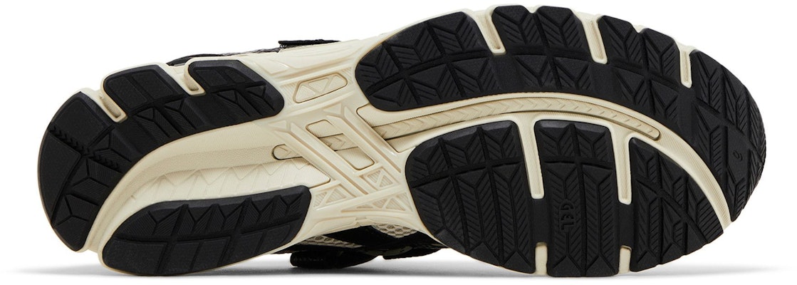 HAL STUDIOS x ASICS Gel Kayano 20 'Bone' kasut edisi khas. 1203A499-250 Shop HAL STUDIOS x ASICS Gel Kayano 20 'Bone' kasut edisi khas. 1203A499-250