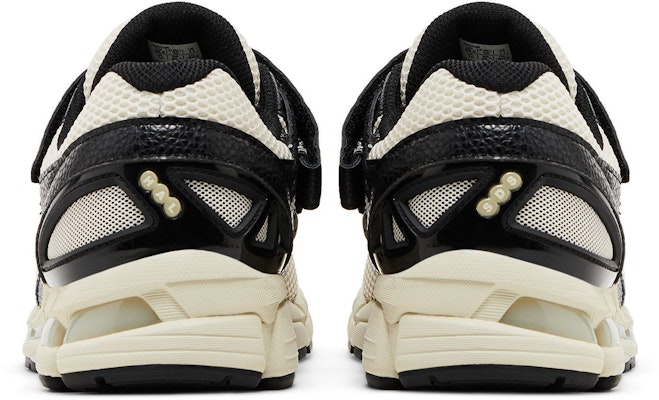 HAL STUDIOS x ASICS Gel Kayano 20 'Bone' kasut edisi khas. 1203A499-250 Details for HAL STUDIOS x ASICS Gel Kayano 20 'Bone' kasut edisi khas. 1203A499-250