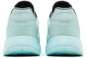 Harry Potter x Reebok Classic Leather Hexalite 'Patronus Charm' Sepatu 100201813 Details for Harry Potter x Reebok Classic Leather Hexalite 'Patronus Charm' Sepatu 100201813