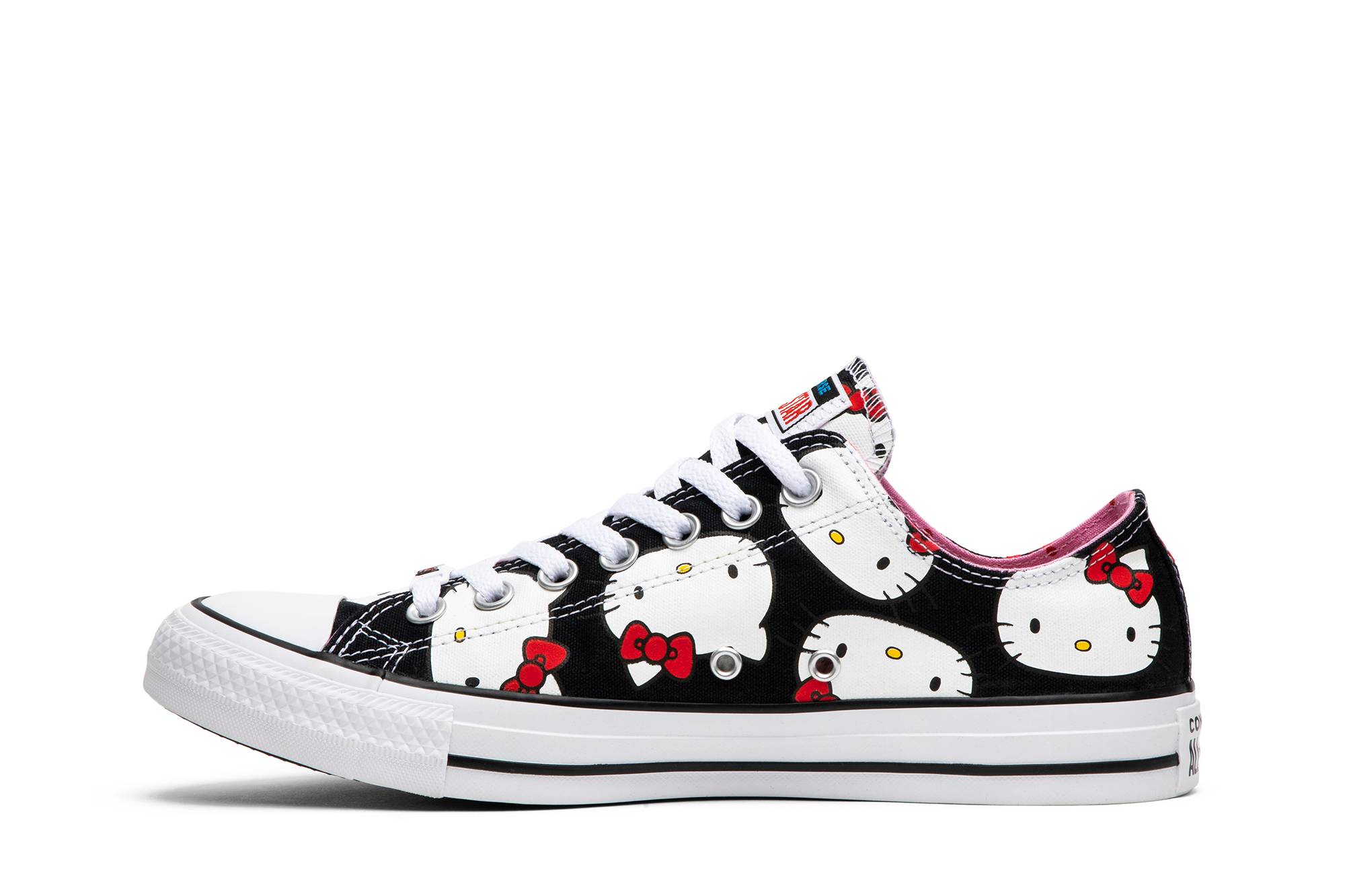 Lookbook ハローキティ x コンバース チャックテイラー オールスター キャンバス Ox 'ブラック' 162947C