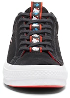 Hello Kitty x Converse One Star Low Top 'Hitam' 163904C Lookbook Hello Kitty x Converse One Star Low Top 'Hitam' 163904C