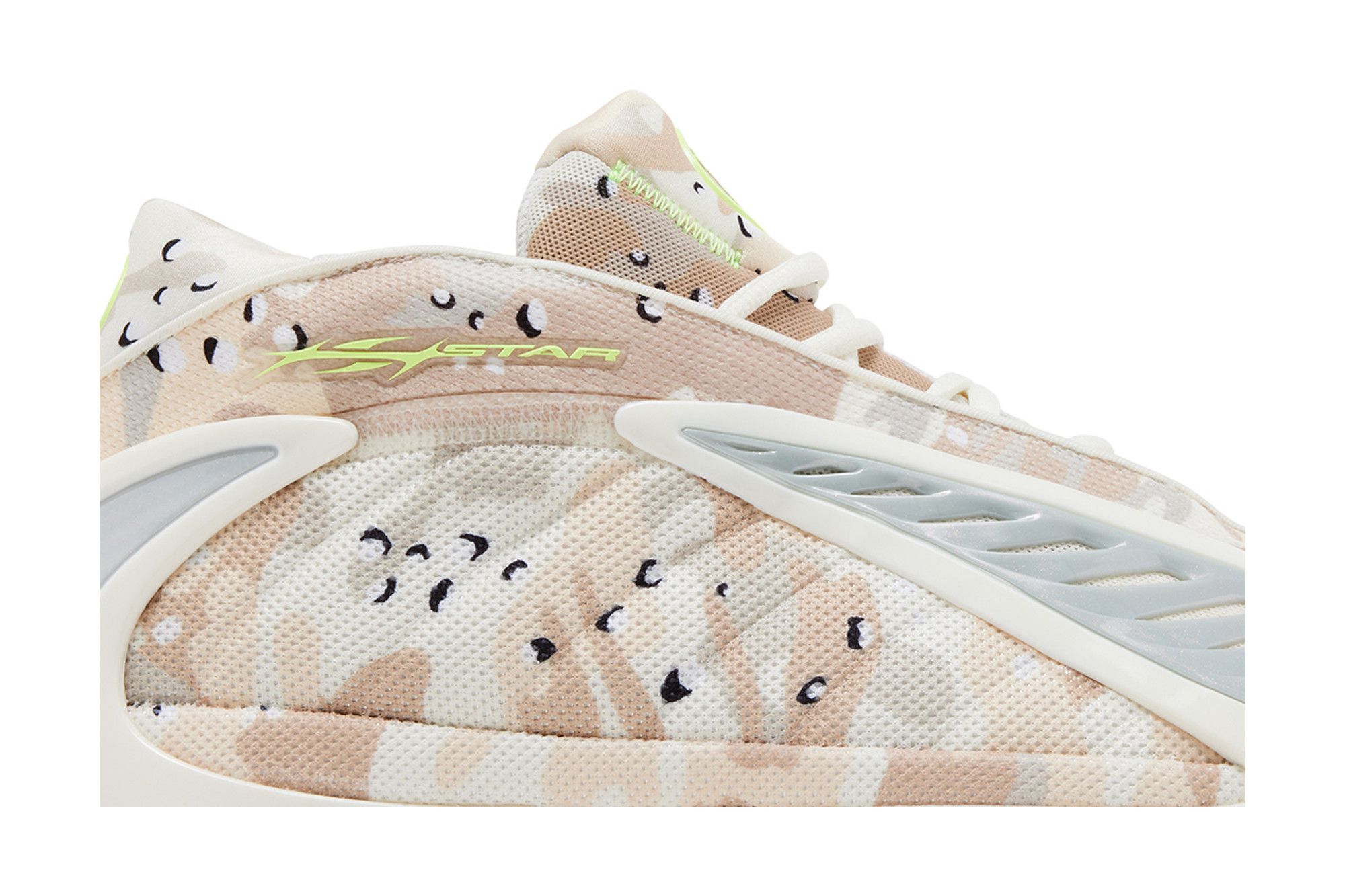 Order Hellstar x adidas AE 2 ''Desert Camo'' Sepatu Pria Camo Padang Pasir. 00003-1002600HXA2DC-WARM