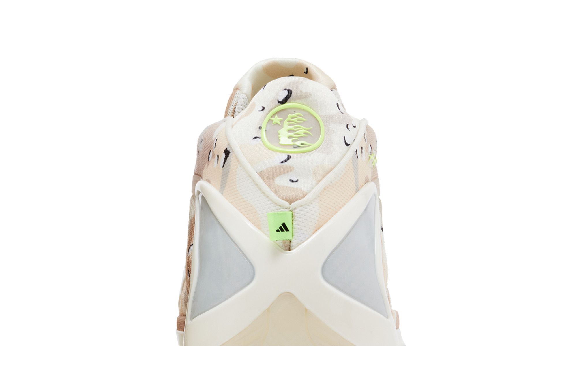 Sizing Hellstar x adidas AE 2 ''Desert Camo'' Sepatu Pria Camo Padang Pasir. 00003-1002600HXA2DC-WARM