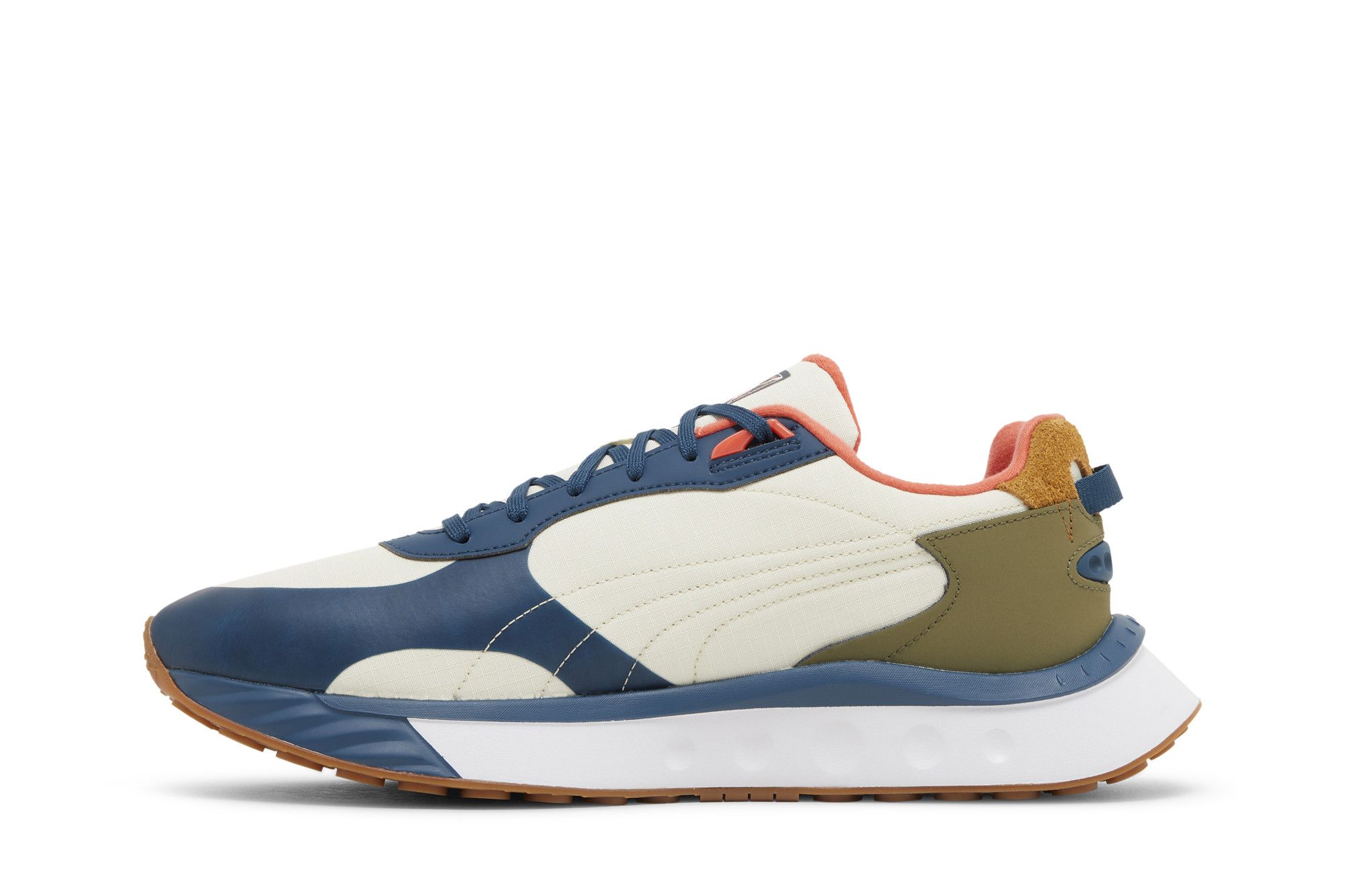 Lookbook Helly Hansen x Puma Wild Rider 'Biru Intens Asparagus Putih' 382337-01