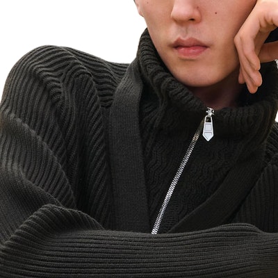 爱马仕 黑色羊绒长袖拉链开衫毛衣 H467290HA11 Purchase 爱马仕 黑色羊绒长袖拉链开衫毛衣 H467290HA11