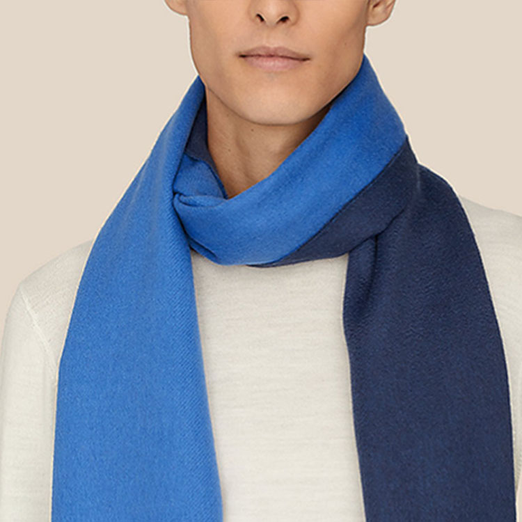 HERMES  Blue Double-Sided Cashmere Scarf with Tassels. H393800T-09 圖 4