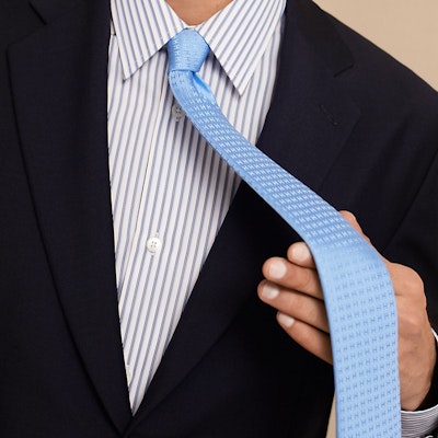 エルメス ブルーネクタイ 快適なレターデザイン H030289T 93 Lookbook エルメス ブルーネクタイ 快適なレターデザイン H030289T 93