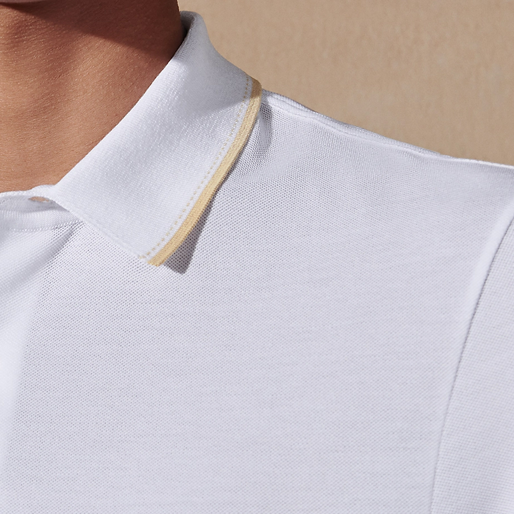 Purchase 爱马仕白色撞色条纹装饰 Polo 衫 H457985HA90