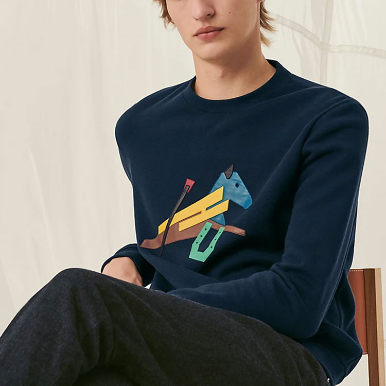 Shop エルメス 幾何学模様 クルーネック 長袖 スウェットシャツ ネイビーブルー H257720HAMU