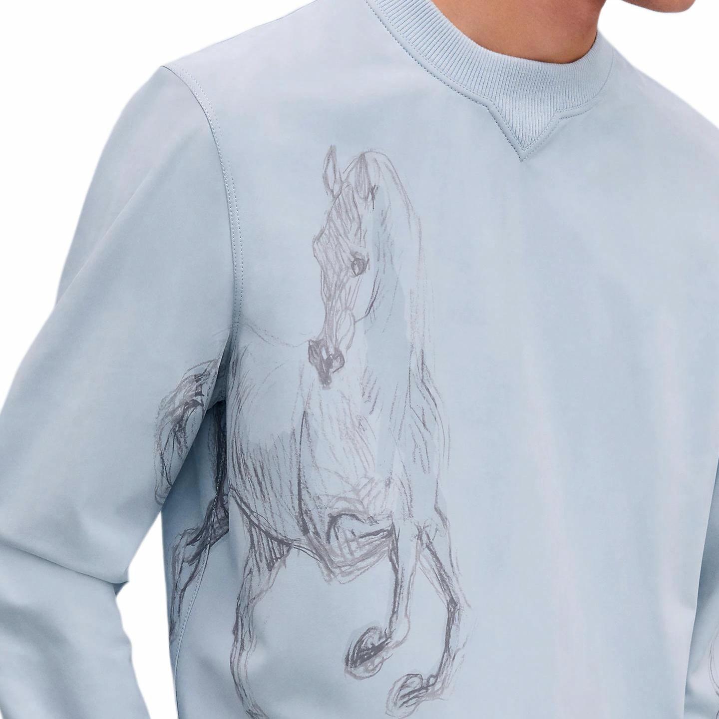 Shop 에르메스 글래시어 블루 로고 프린트 크루넥 긴팔 스웻셔츠 H553560HF56