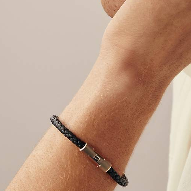 HERMES  Green Calfskin Palladium-Plated Woven Design Bracelet H077324FP6H 圖 3