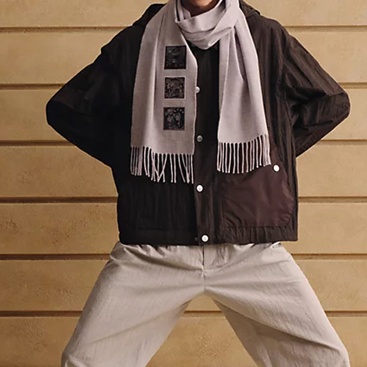 HERMES  Grey Cashmere Knit Scarf with Logo Design. H394801Tv02 圖 3