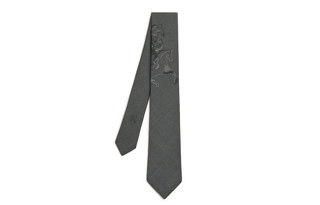HERMES  Grey Silk Tie with Embroidered Details. H154028T02