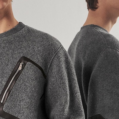 HERMES Sweater Abu-Abu Rajut Crewneck Lengan Panjang Warna Polos H367715HA76 Sizing HERMES Sweater Abu-Abu Rajut Crewneck Lengan Panjang Warna Polos H367715HA76