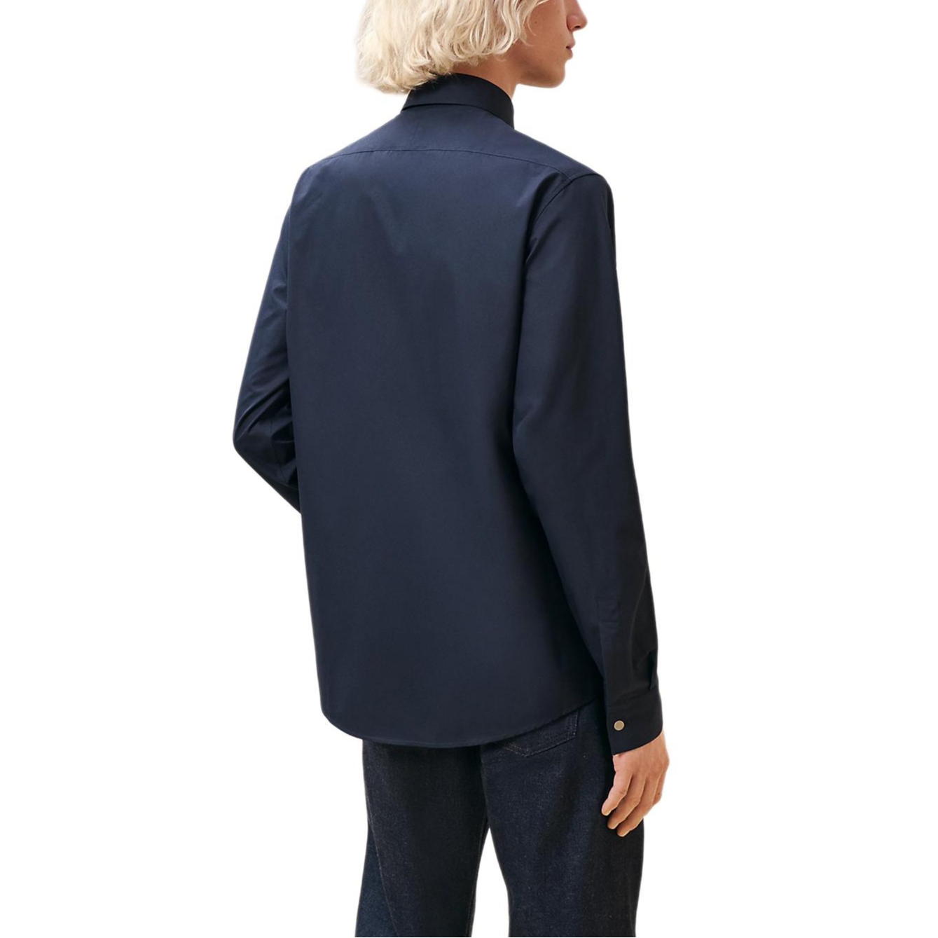 Lookbook HERMES Kemeja Biru Tua Bercetak Berkolar Tajam Lengan Panjang H466340H201