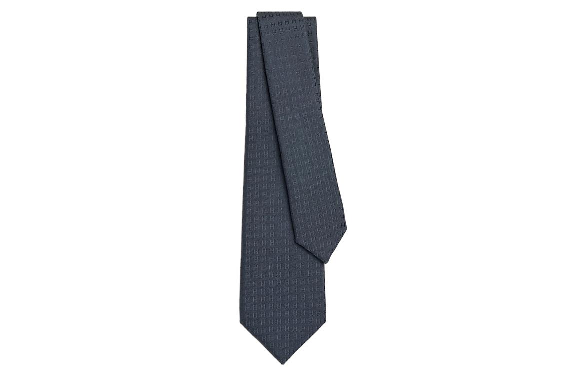 HERMES  Silk Jacquard Woven Tie in Deep Blue. H030289T F1