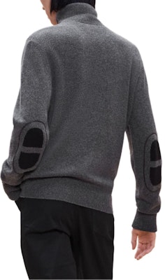 HERMES 深灰色純羊絨拉鍊針織開衫 H467145HA81 Lookbook HERMES 深灰色純羊絨拉鍊針織開衫 H467145HA81