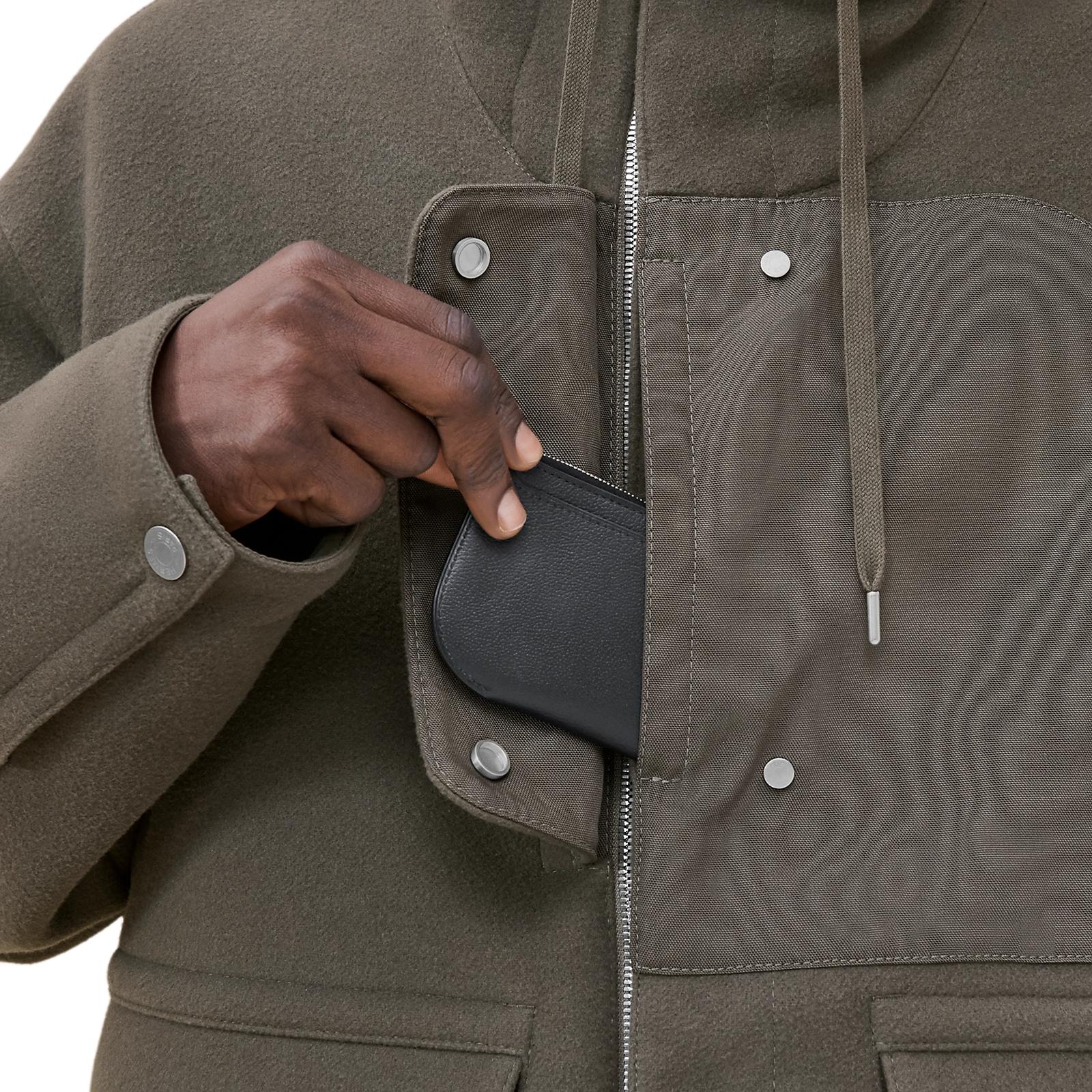 Sizing 에르메스 솔리드 컬러 드로스트링 집업 후드 자켓 다크 그린 H462120HB0I