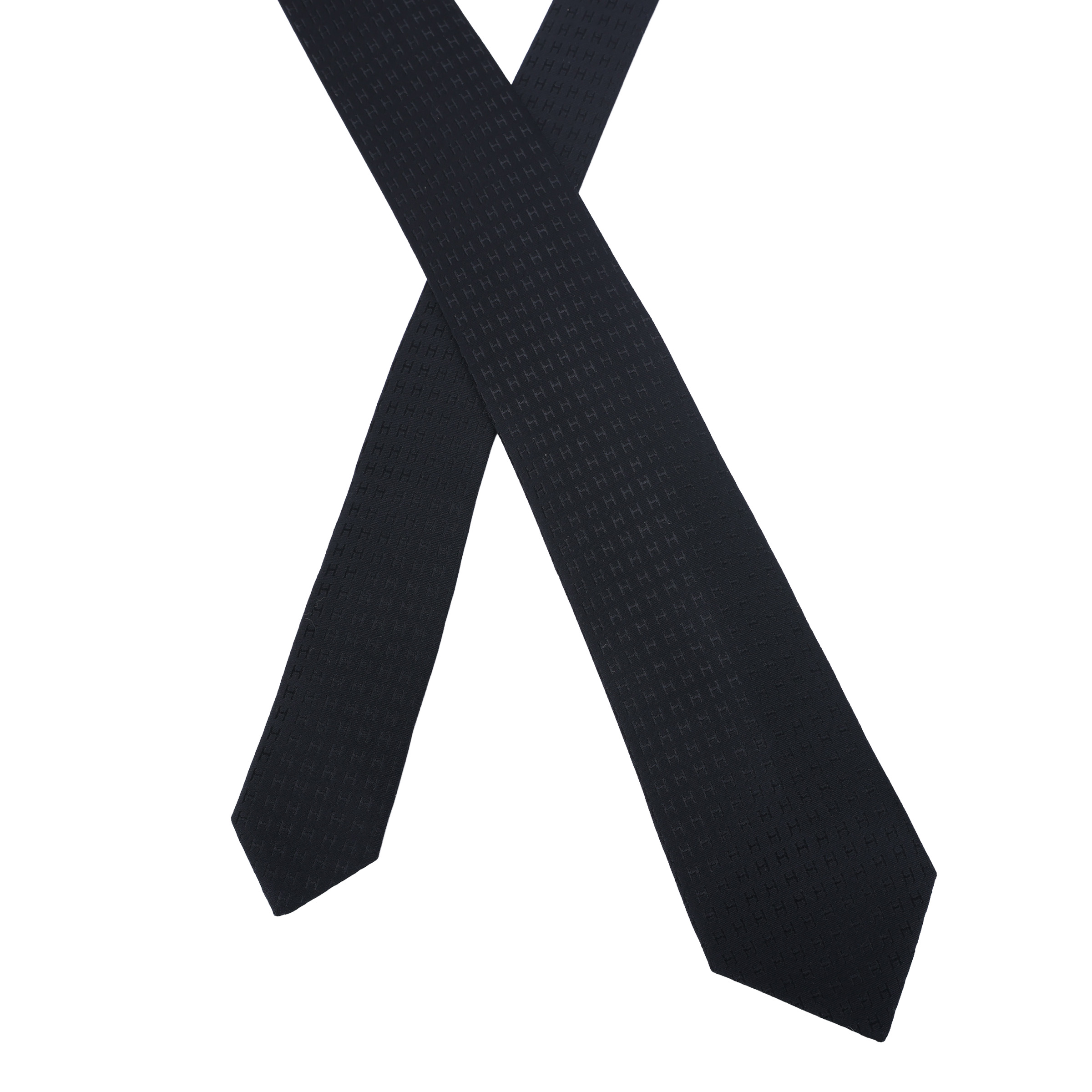 HERMES  Solid Design Silk Tie in Black H036321T16