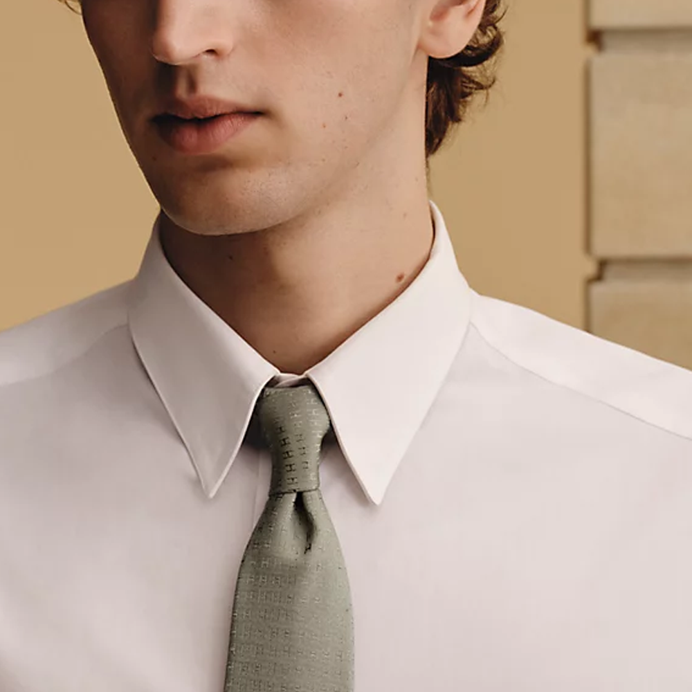 HERMES  Tie Sage Green with "H" Pattern Design in Silk. H036321TvL2 圖 3