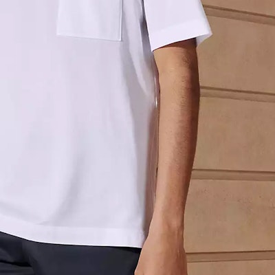 HERMÈS Camiseta Casual Blanca de Manga Corta con Bolsillo y Cuello Redondo H457980HA90 Sizing HERMÈS Camiseta Casual Blanca de Manga Corta con Bolsillo y Cuello Redondo H457980HA90