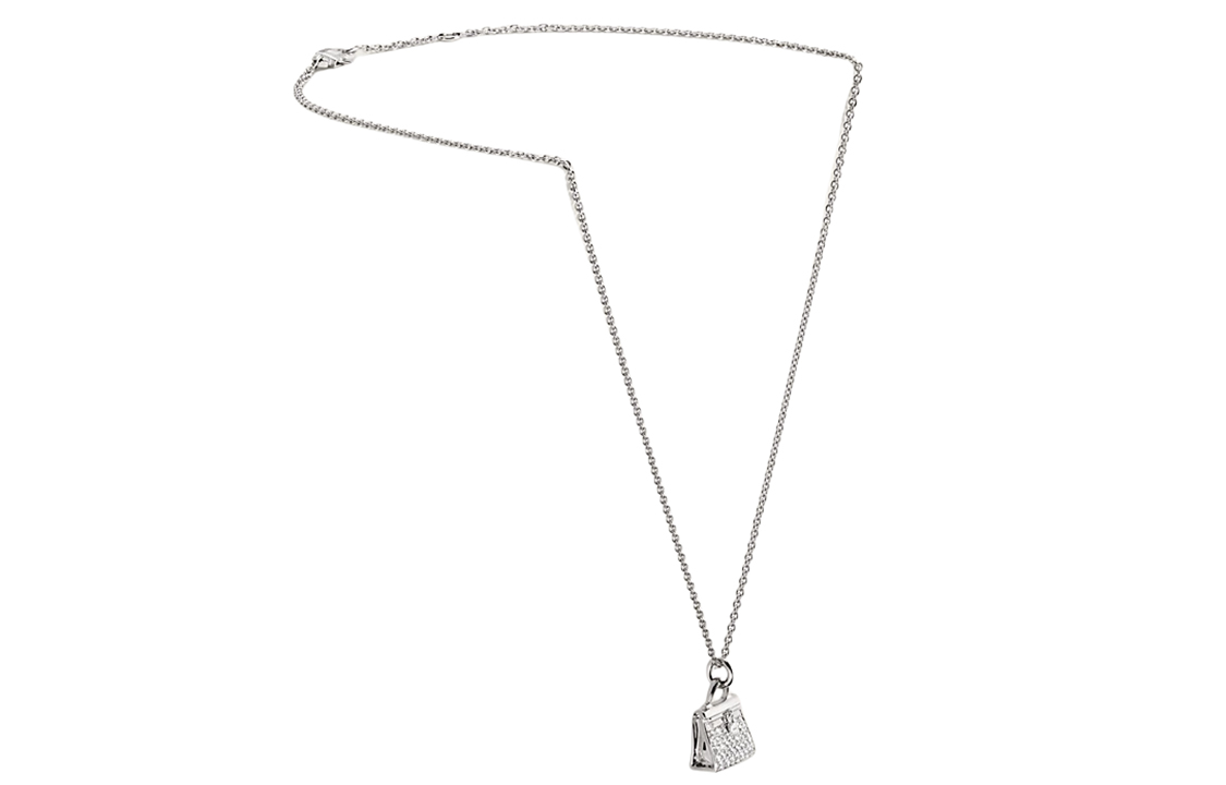 Lookbook HERMES Amulettes Kelly Diamond Pendant Necklace Unisex Couple Fashion Accessory. H121314B 00