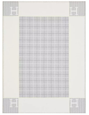 Selimut Hermes Avalon Cabriole Gris Perle. Buy Selimut Hermes Avalon Cabriole Gris Perle.