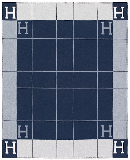 hermes-avalon-iii-throw-blanket-ecru-caban