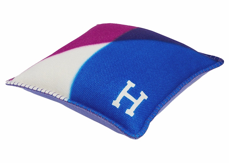 Lookbook 爱马仕 香格里拉拼图抱枕 紫红/海蓝