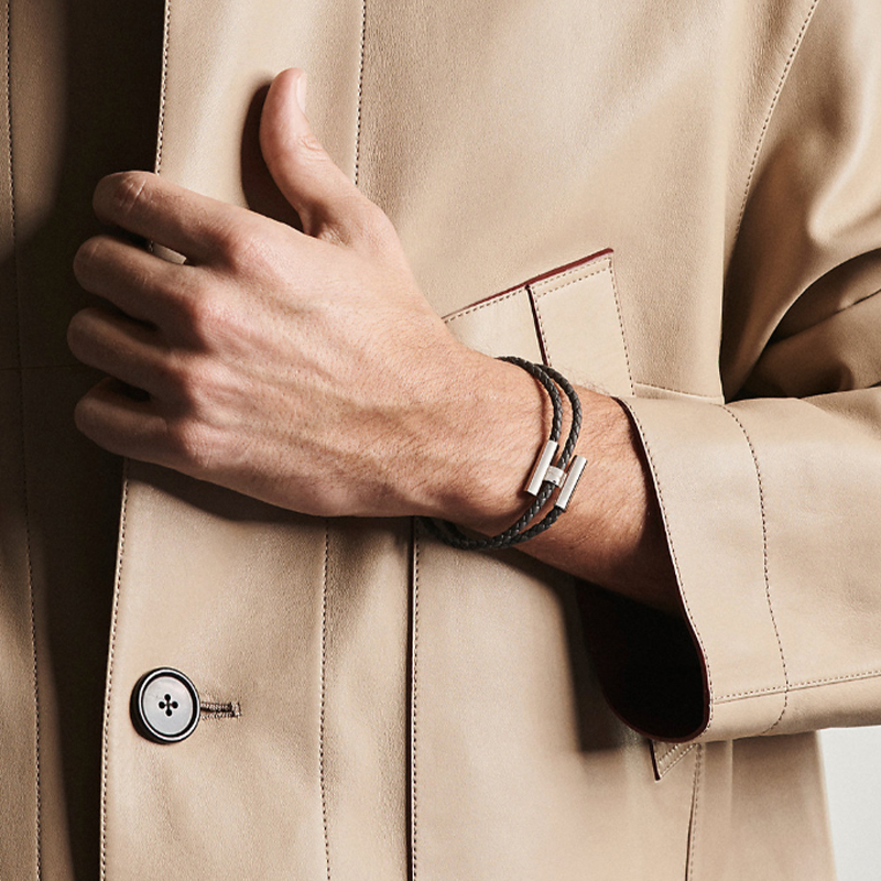 Shop HERMES Gelang Tali Fesyen Hitam Lelaki dengan Beg Hadiah H068406FP89