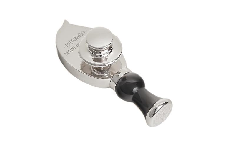 Lookbook エルメス ブラック パラジウムメタル ホースバッジ ユニセックス ブローチ H077304FP03