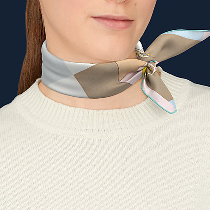 HERMES Carriage Chain Detail 45cm Scarf White/Camel/Bright Yellow Blanc/Camel/Jaune Vif H893510S-10 圖 3