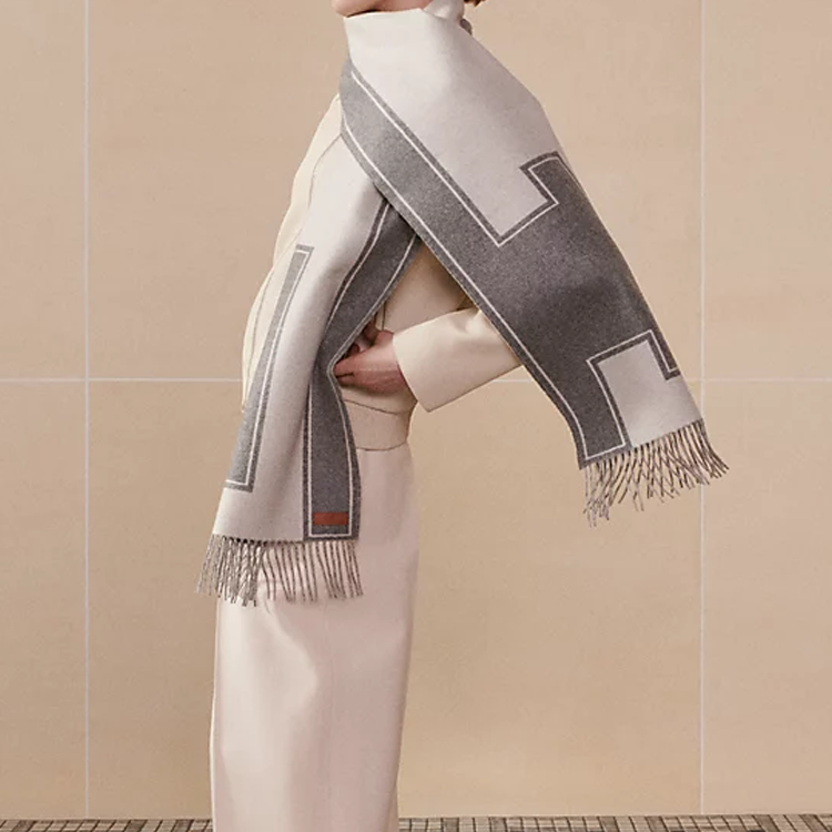 HERMES Casaque Clefs de H Logo Cashmere Scarf Unisex Gray H259140S 01 圖 3