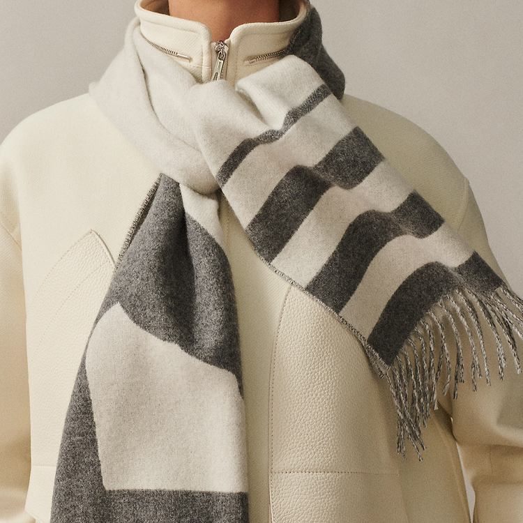 HERMES Casaque Love Story Cashmere Scarf Unisex Couple Style Gray. H254043S 02 圖 3