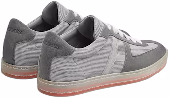 Shop HERMES Kasut Santai Kulit 'Fashion Sneaker Kelabu' H221917Z-HGN