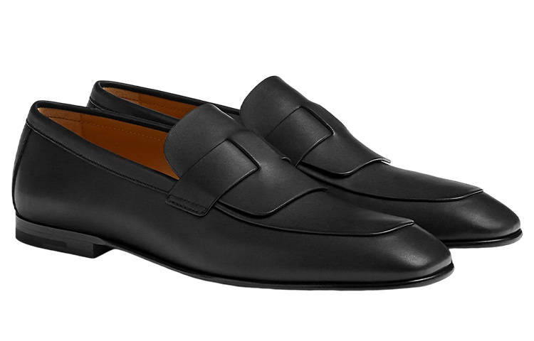 Shop HERMES Kasut Santai 'Hitam' H222870Z-A01