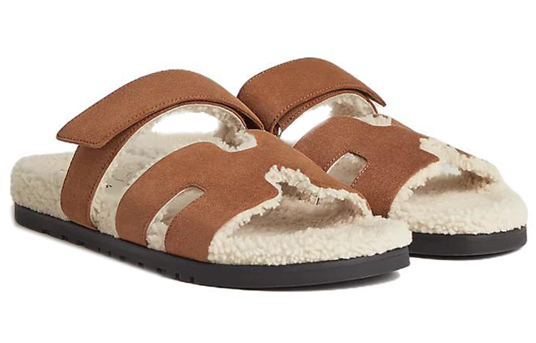 Shop HERMES Chypre 'Open-Toe Brown Suede' H222929Z-H2P