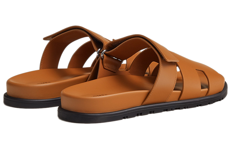 Shop HERMES Chypre 小牛皮“天然” H211865Z-H43