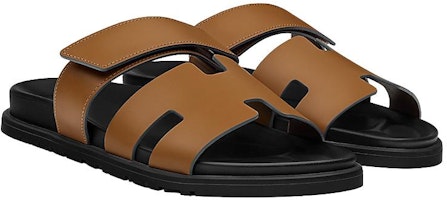 에르메스 시프레 플랫 샌들 (브라운) H211865Z-HA6 Lookbook 에르메스 시프레 플랫 샌들 (브라운) H211865Z-HA6