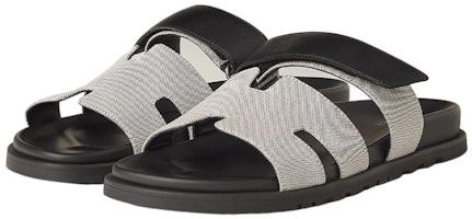 爱马仕Chypre平底魔术贴凉鞋'灰黑色' H231819Z-H78 Lookbook 爱马仕Chypre平底魔术贴凉鞋'灰黑色' H231819Z-H78