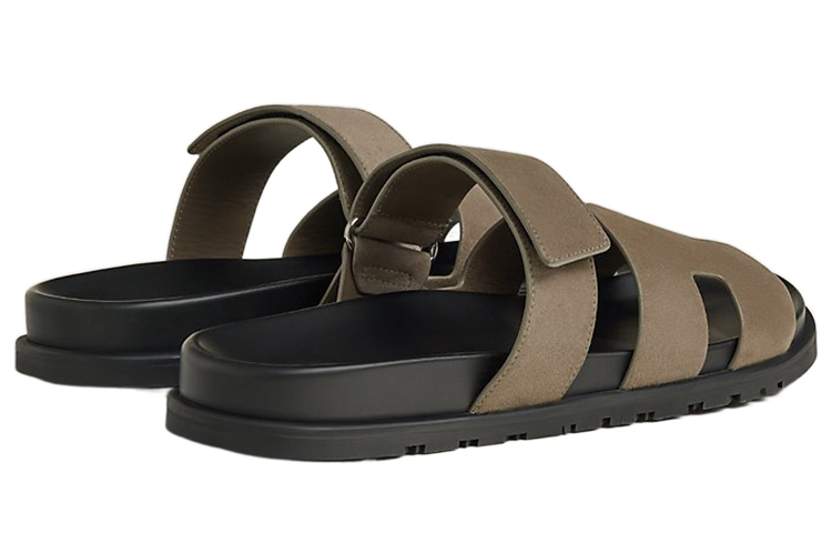 Shop エルメス シプレ サンダル "カーキ" H222856Z-HX3