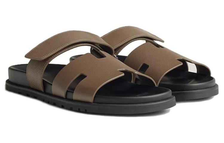 Lookbook 爱马仕 Chypre 棕色皮革凉鞋 H222857Z-HX3