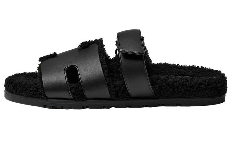 HERMES Chypre Slip-On 'Black Calfskin' H222865Z-H02