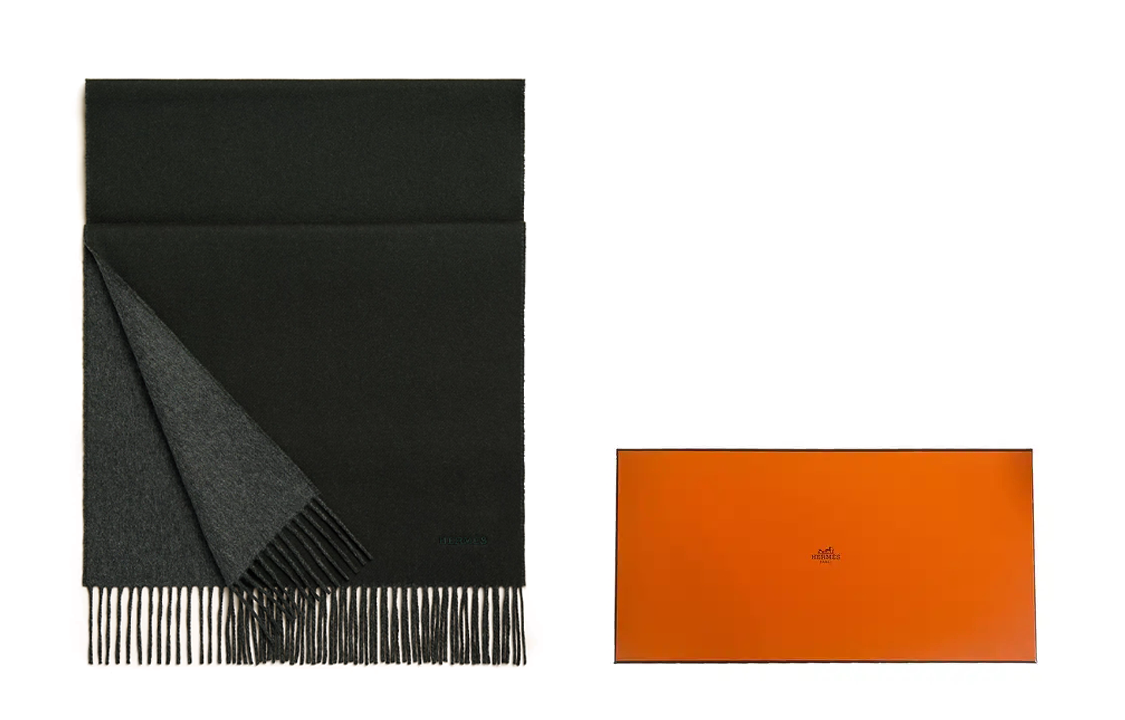 HERMES Classic Embroidered Double-Sided Cashmere Scarf for Men. H393800T-31 圖 2